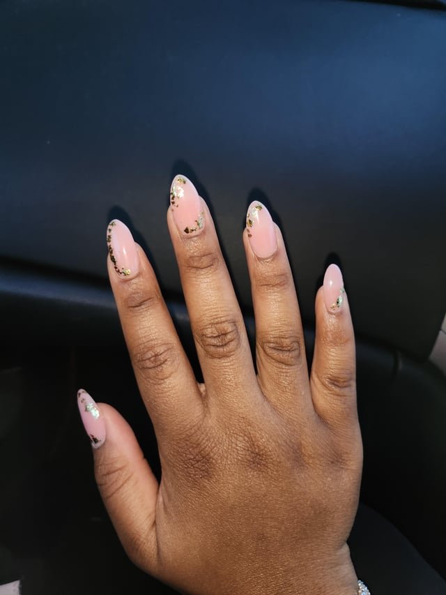 What is the Best Nail Shape for Fat Fingers