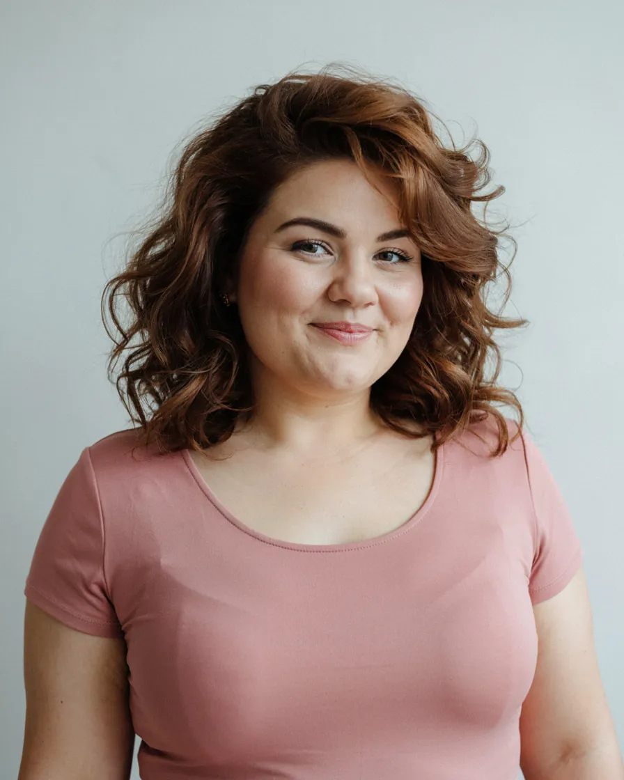 Voluminous Blowout hairstyle for a chubby face