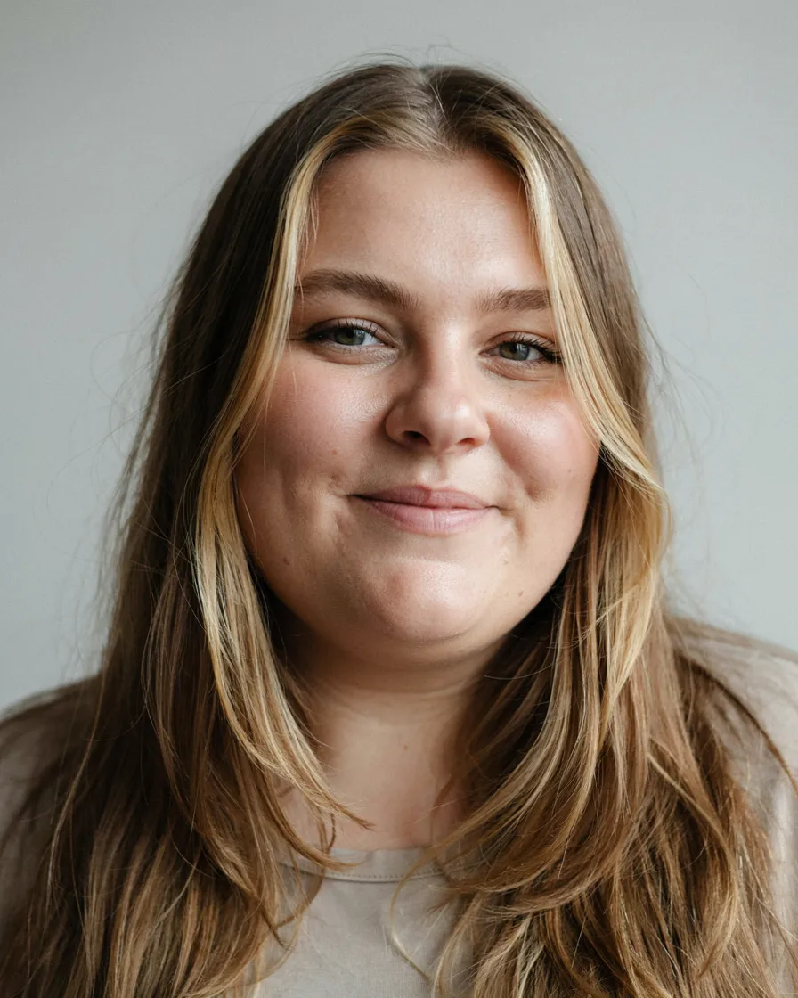 Long Layers with Money-Piece Highlights hairstyle for a chubby face