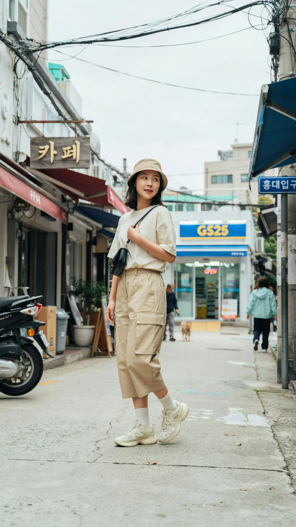 Bucket Hat and Crossbody Bag Casual Korean street style outfit