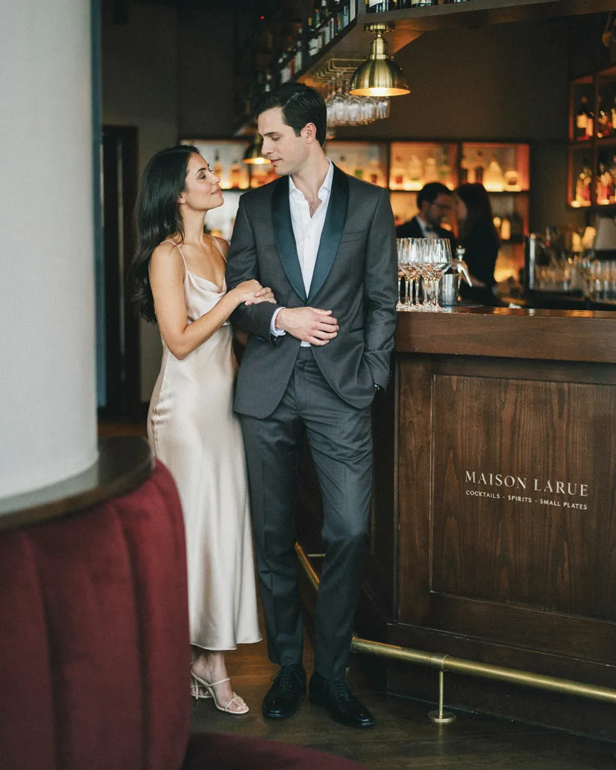 Shared Sheen matching couple vacation outfit