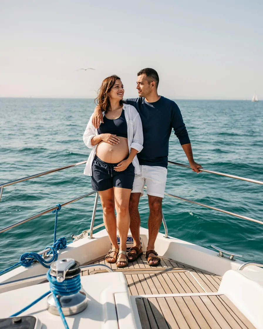 Boat Day Navy and White plus size couple vacation outfit