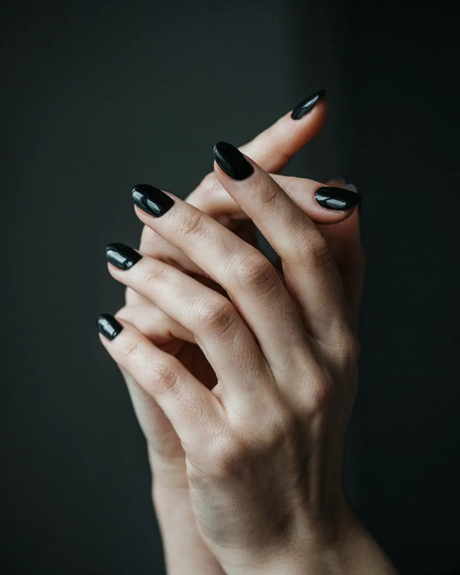 Black Chrome - witchy nail idea