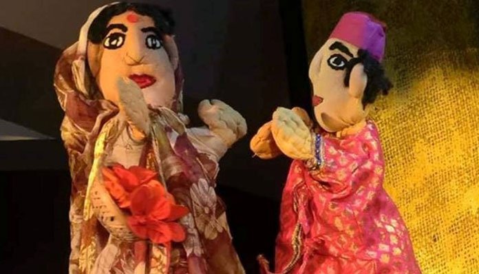 A-scene-from-a-Puppetry-show-by-Surajit-Academy-2