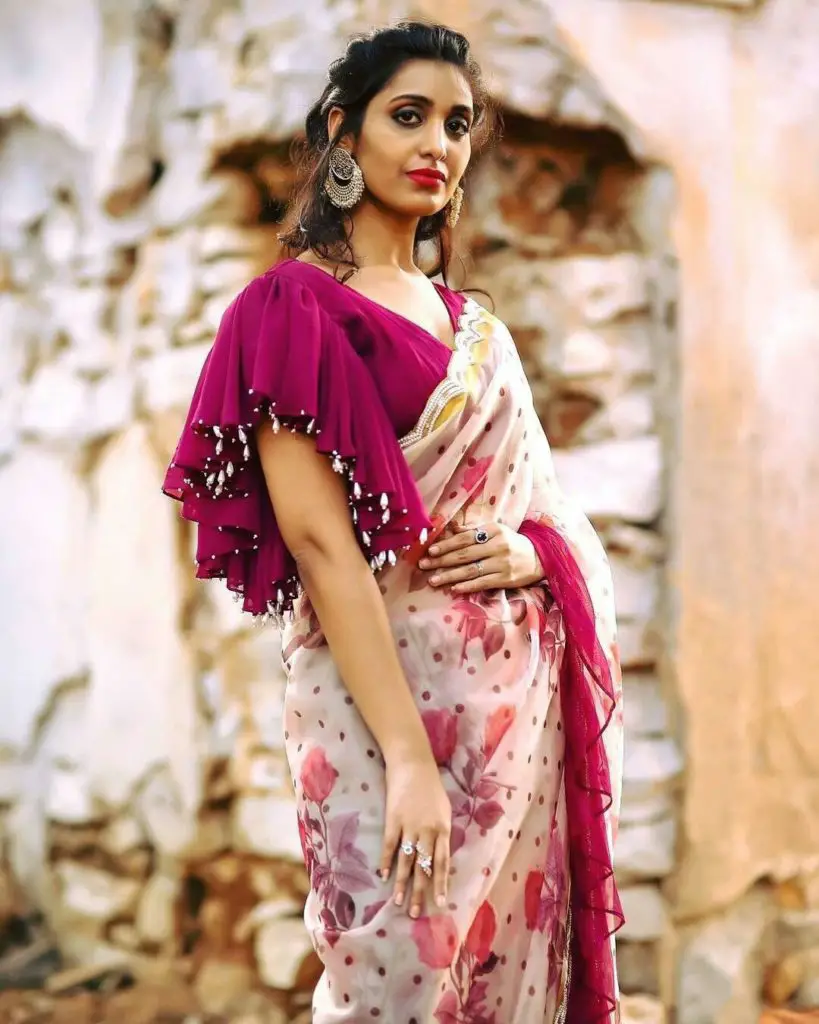 New Ways to Wear a Georgette Saree with a Designer Blouse - Magical Assam