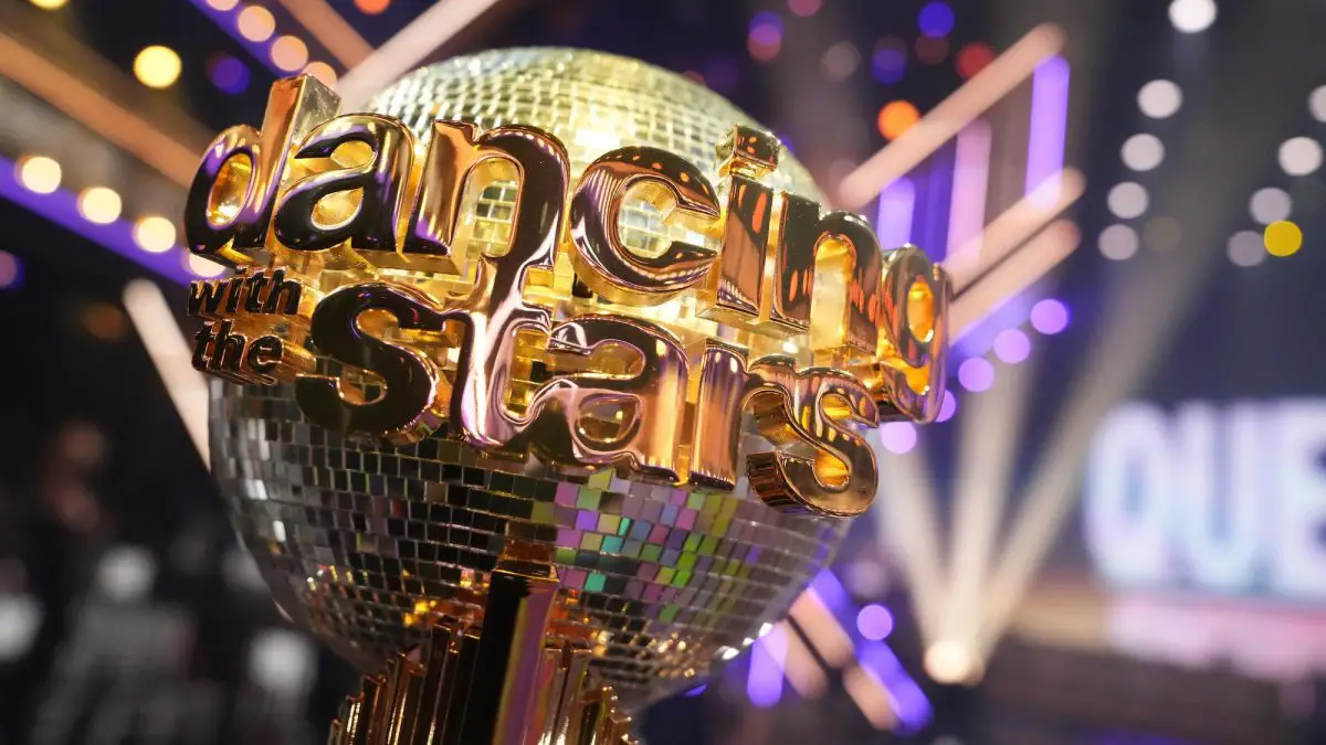 Dancing With the Stars Season 32 Premiere: All About The Contestants, Judges, Host And Pro Dancers  